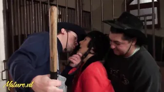 Luxury Old Lady Gets Fucked And Double Penetration