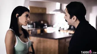 Insomniac stepdad lusts for Bae hispanic 18 year old step-daughter Savannah Sixx