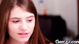 GenLez - Teens Alice March n Rilee Marks