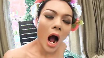 Cindy:Hula Whore