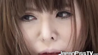 Young Japanese vixen soaking her panties up with pee