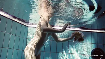 Russian petite skinny beauty Lera underwater