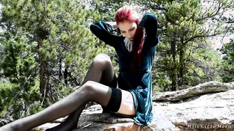 Elf Princess two - vulgar Princess gets a jizzed inside