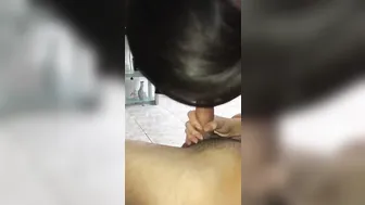 Tight Cunt Skank Suckin Penis And Takin Nut