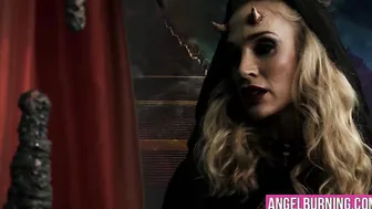 Hot demonic babe and her boyfriend go down on each other