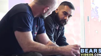 Kinky bear has steamy fuck session with bearded young cub