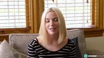 Maddie 20 is a clean-shaven blonde party girl.