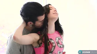 A fat chorizo for brunette Bunnies mouth pussy tits and tongue. 2