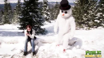 Public Handjobs Brandi de Lafey Strokes A Snowman