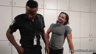 Airport agent research ass of passenger