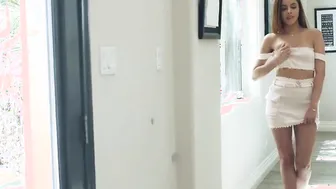 Delivery Man porn video – Thick dick delivery man lives out his dream