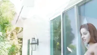 thick dick delivery man lives out his dream