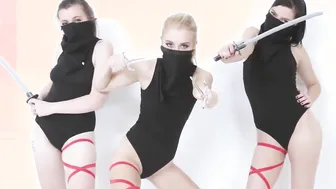 lucky guy gets fucked by hot teen models
