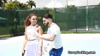 Curly ebony spinner gets on cock after tennis