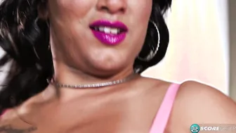 Danni Lynnes bra and fuck show