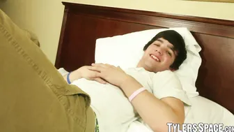 Extreme wanking session with twink who has a hairy ass hole