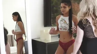 Teaching porn video – Khalifa Badmilfs - Stepmom Teaches Daughter how to Cum Apex Legends