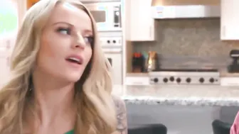 dee williams cant resist paris whites wet pussy