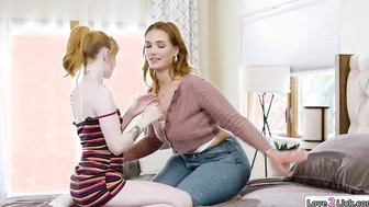 Stepmom n stepdaughter lick cunt to bond