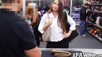 Phat ass married MILF bangs with a big dicked pawnbroker