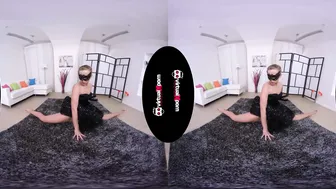 Vinna Reed a real flexi Ballerina
