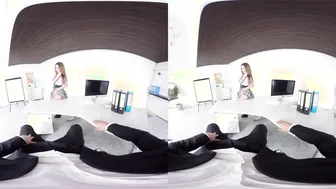 Elle Rose's Virtual Reality Classroom - college girl Roleplay Fucked by Teacher