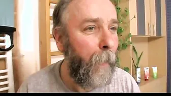 Chick screwed by older dude