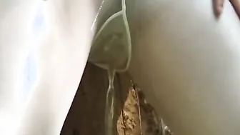 Huge peeing in public