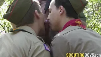 Handsome twinks Bailey and Troye sucks Chargers dick