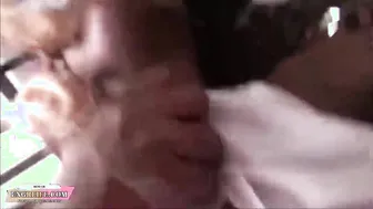 Vanille Schwanz suechtig nach Schokoladen Muschi