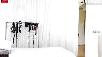 Petite Colombian passes casting by squirting and playing with cum
