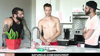 Uncle Romeos XXX Adventures - Erotic Roleplay with Older Man