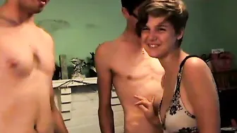 Hot short hair chick gets doggystyle sex and blows big dick