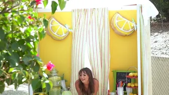 ZZ Lemonade: Charlotte Cross