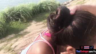 Public blowjob from Thai teen girlfriend