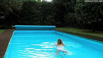 Sexy Slut Mimi Cica Swims Naked In The Pool