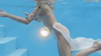 Sexy Slut Mimi Cica Swims Naked In The Pool