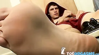 Young tattooed Bentley shows off feet and strokes his dick