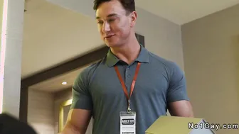Muscle gays anal fucks in hotel room in Las Vegas