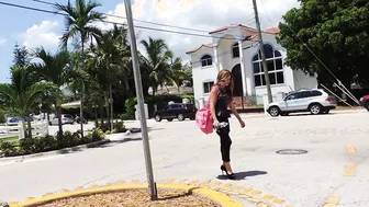 Super Hot Mia Gets A Big Dick - Mia  Kevin Stallion
