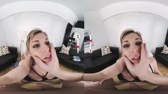 squirting queen Valeria Fuentes fist fucked