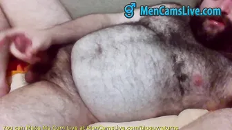 Fascinating mature Bear masturbating Part 5