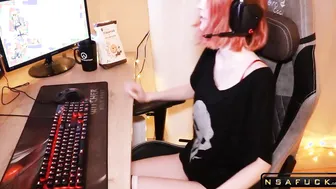 Nerdy Gamer Girl Teen Fucked Hard whi p1