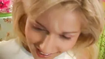 Teen made receives a facial
