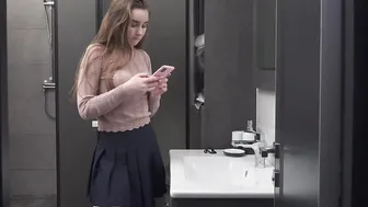 Cumming on cute teenys back