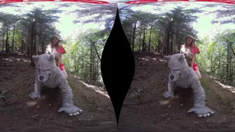 RealityLovers - Red Riding Hood in VR