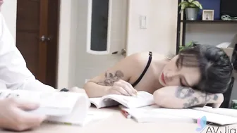 Time-Stopping Sex Ed Lesson With Busty Blonde Student & Older Mentor