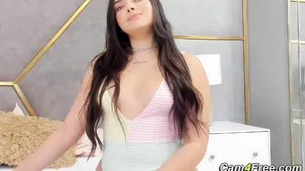 Thick Slutty Babe Fingering Her Tight Pussy