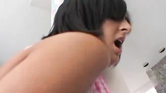 Presley Maddox Cum Guzzler