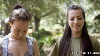 Plumbers apprentice eats pussy to rich brat lesbian